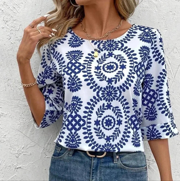 Women's Printed Round Neck Three Quarter Sleeve Blouse - Picture 1 of 5